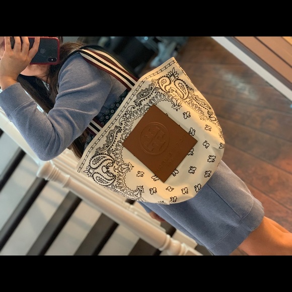 tory burch gracie printed canvas tote
